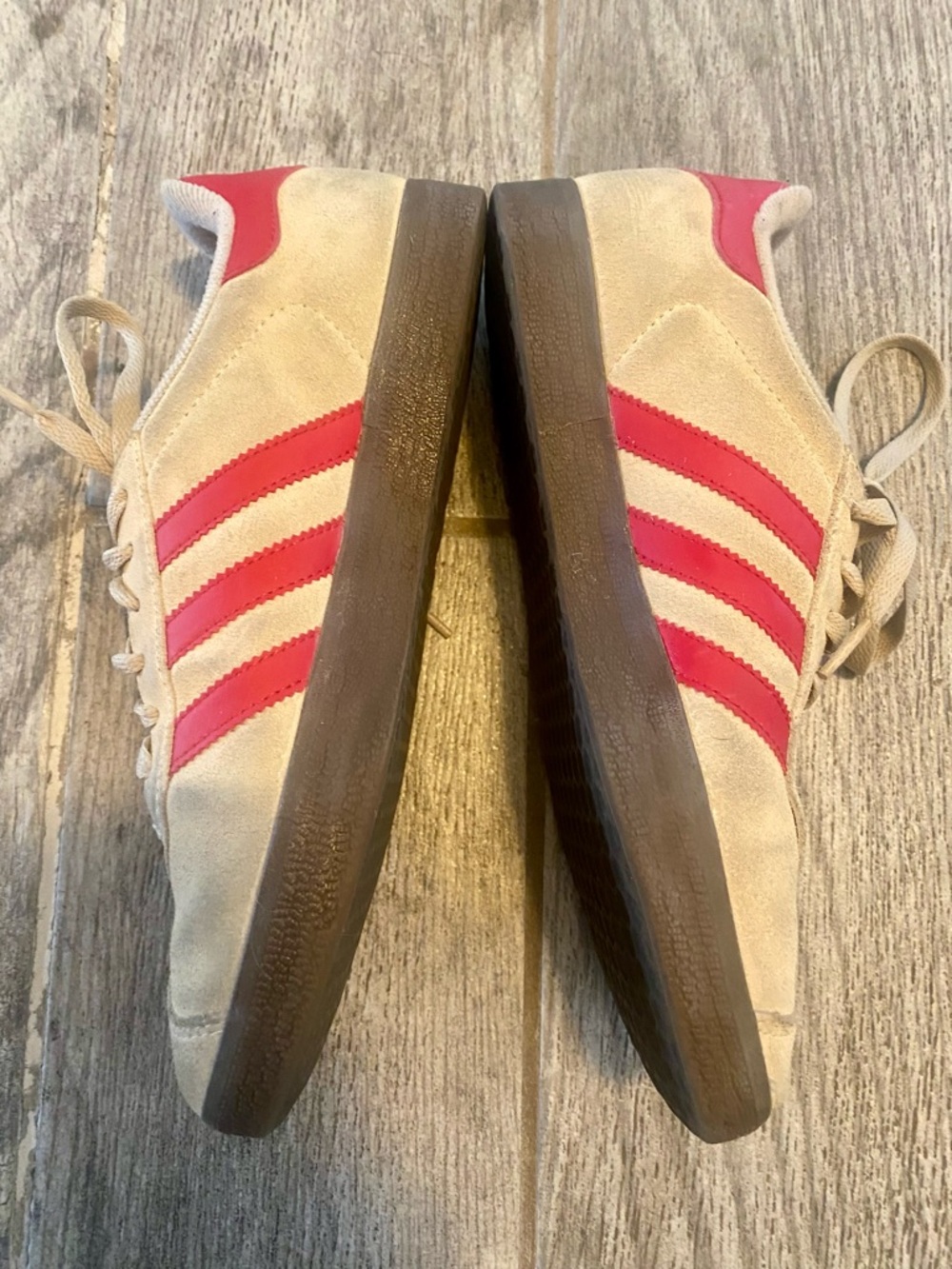 Adidas mens 7 Original Gazelle size beige with red stripes - Picture 2 of 6